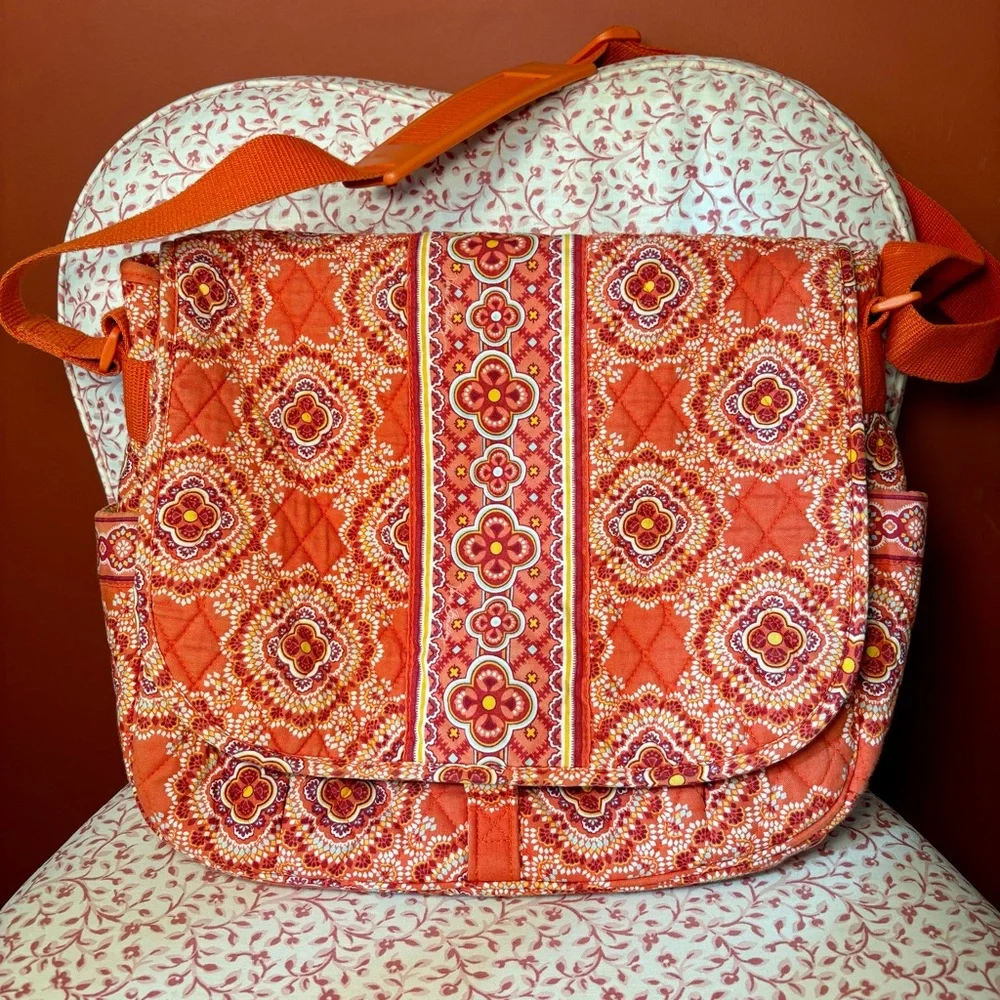 Vera Bradley Large Messenger Bag in Vibrant Orange Paprika Pattern - Picture 1 of 5
